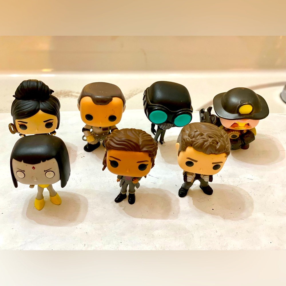 7 FUNKO POP bundle, Disney Animated Funko POP Figures.